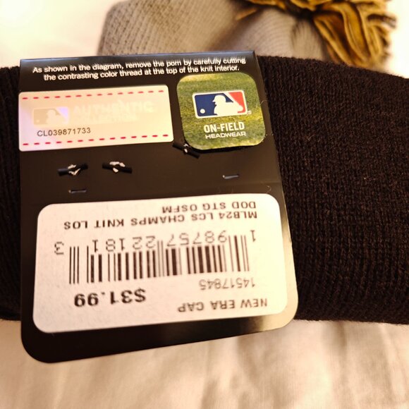 New Era 2024 Los Angeles Dodgers Beanie Locker Room Knit Hat World Series NLCS - Picture 10 of 13